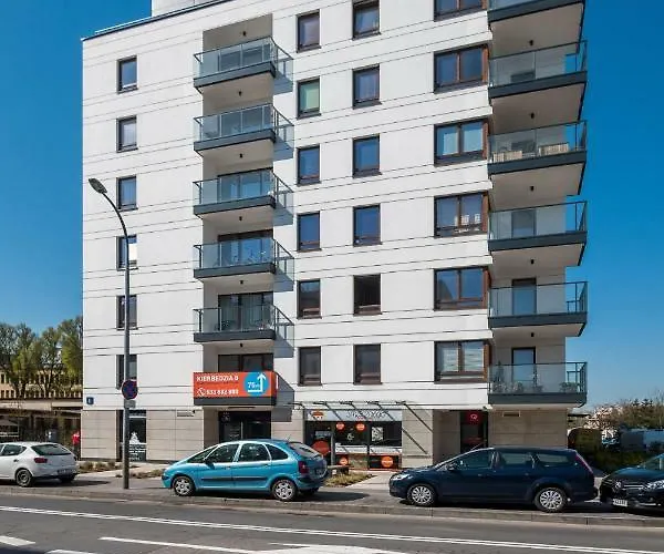 Raya Mansion Apartman Varsó