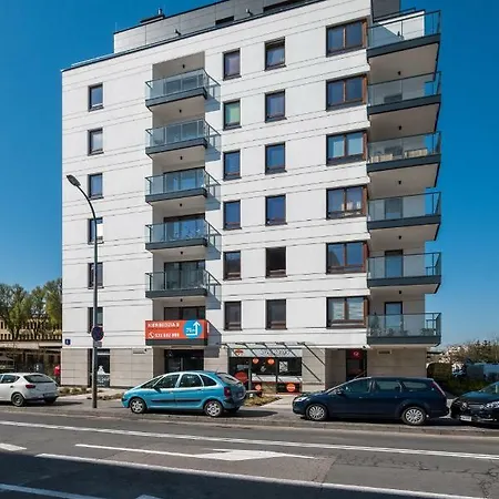 Raya Mansion Апартаменты Варшава
